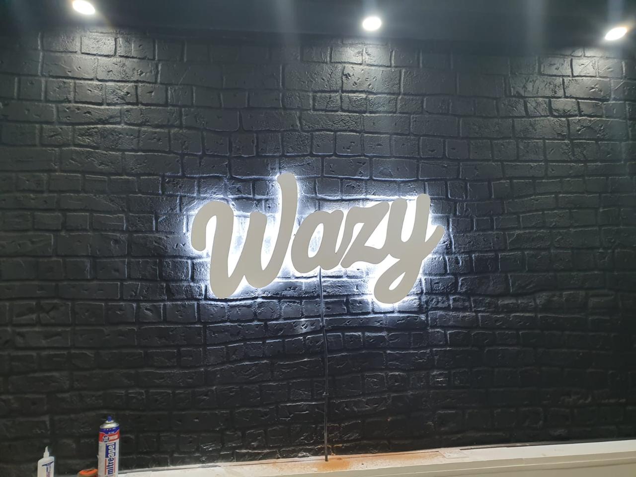 Wazy
